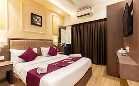 Horizon Inn Near Exhibition Center